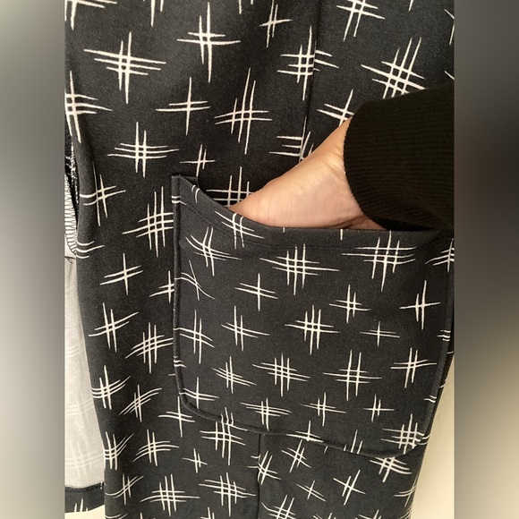 LuLaRoe Gwen Blazer — Dark Blue-Toned Gray, size XS. - Picture 6 of 7